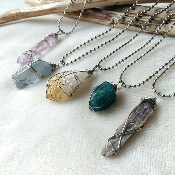Zoey Zoso Jewelry -  Bulk Lot - Boho Style Necklaces - 5 Piece